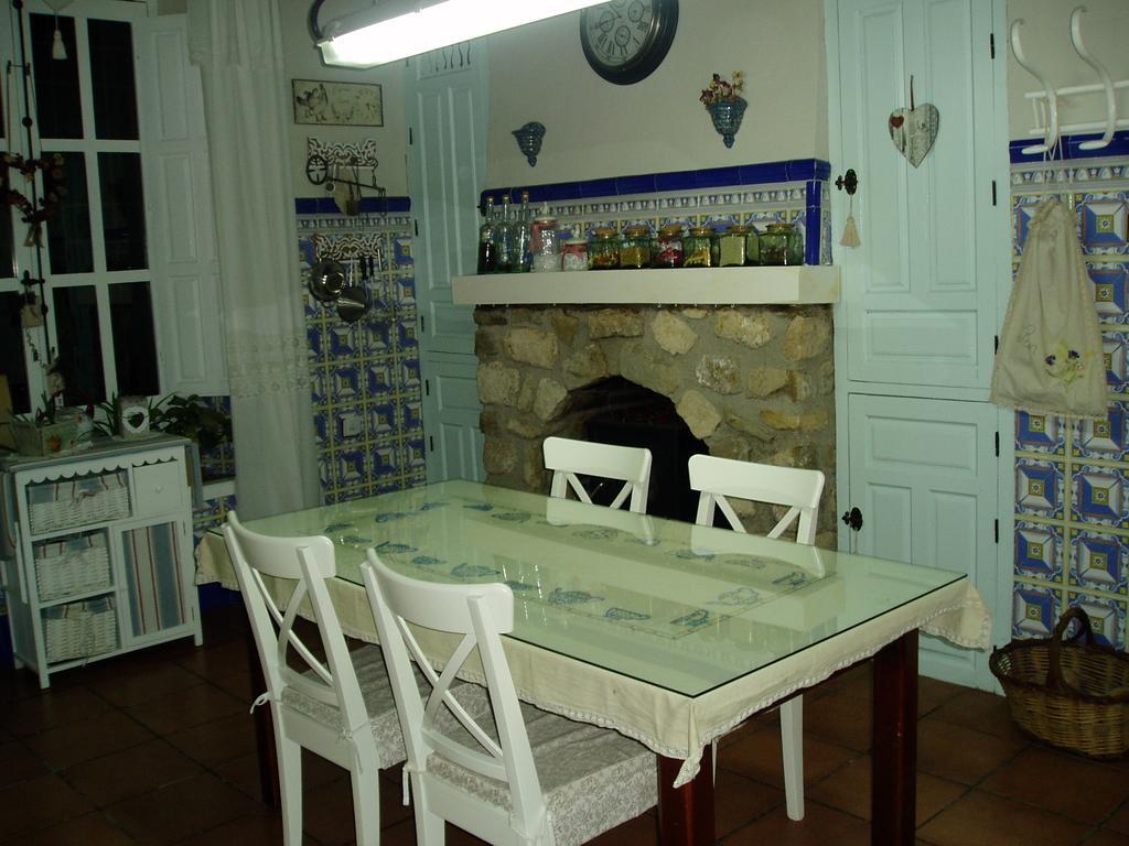 Alojamiento San Juan Bautista Cazorla Ngoại thất bức ảnh